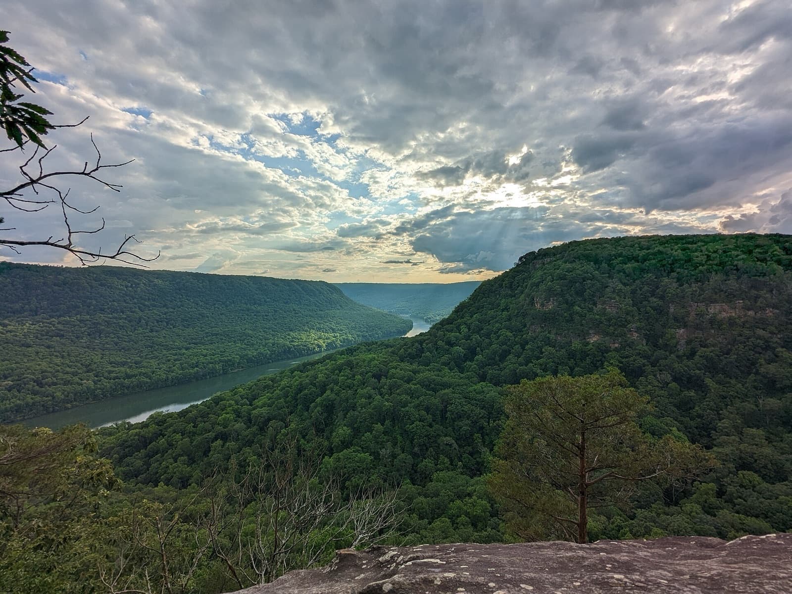 Snoopers Rock