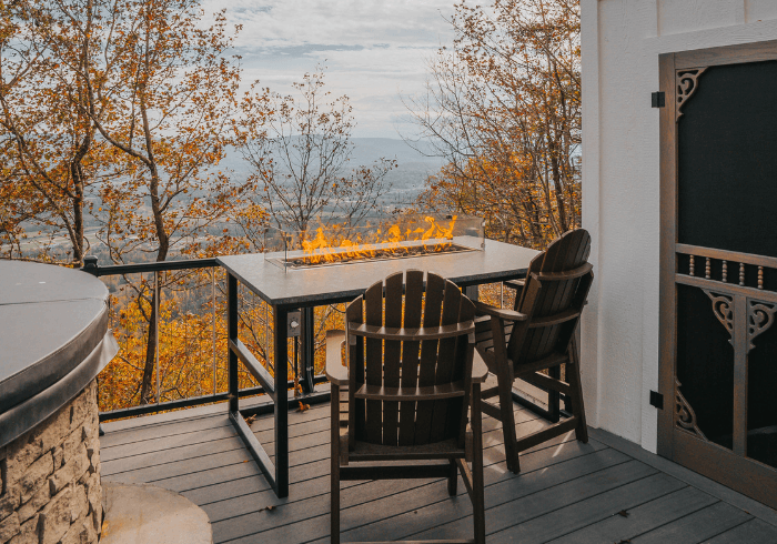 A weekend itinerary: hikes, waterfalls, and wine